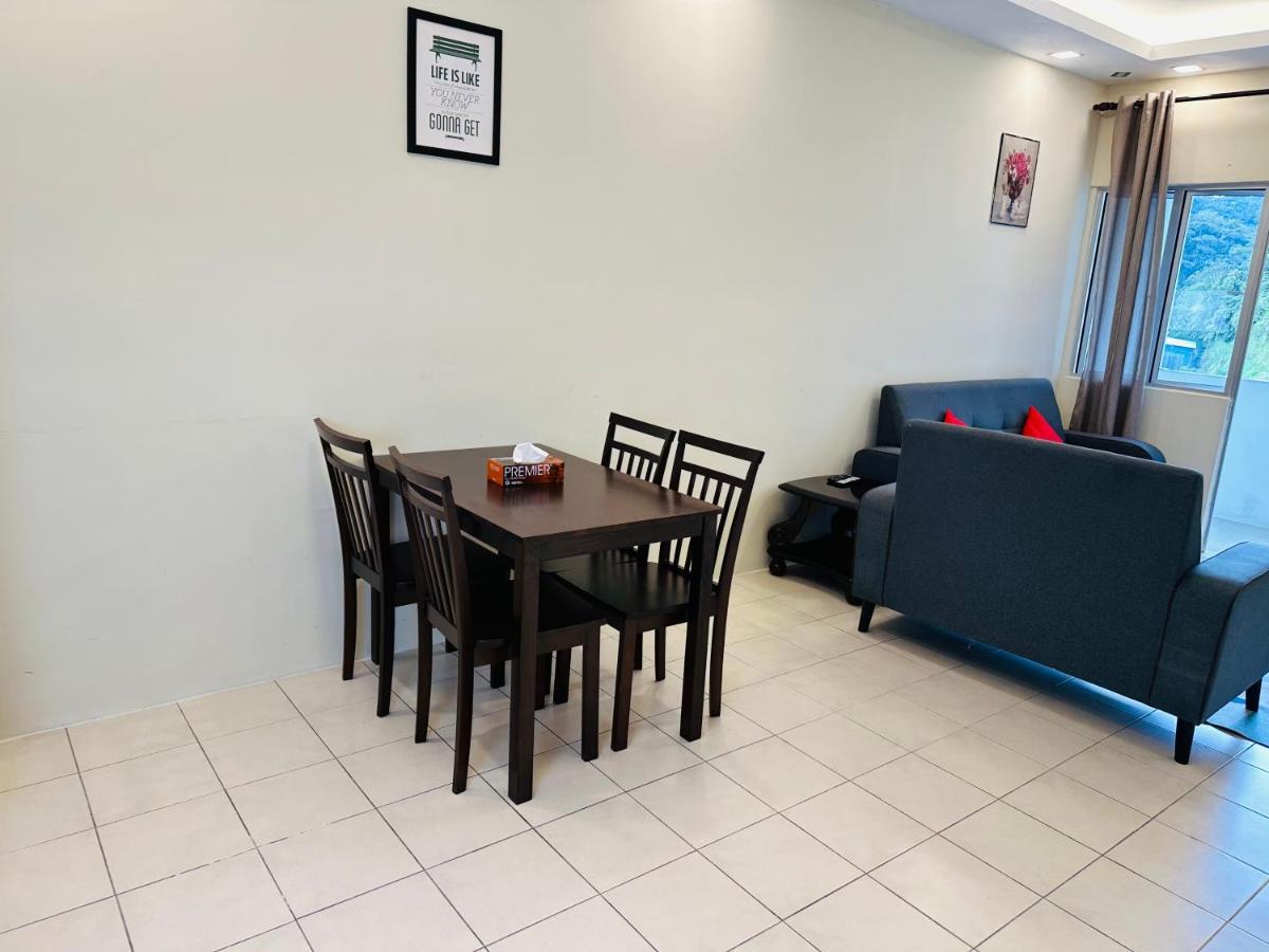 مرتفعات كاميرون C1 Backpackers Hostel المظهر الخارجي الصورة